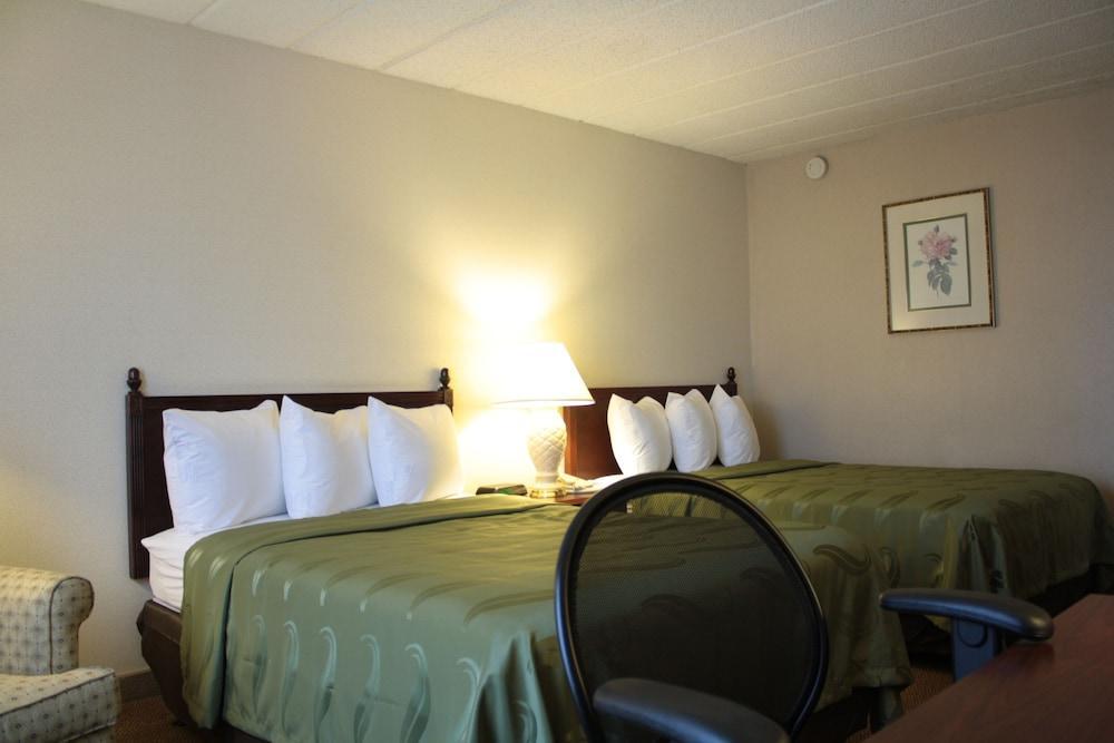 Baymont By Wyndham Milesburg Hotel Екстериор снимка