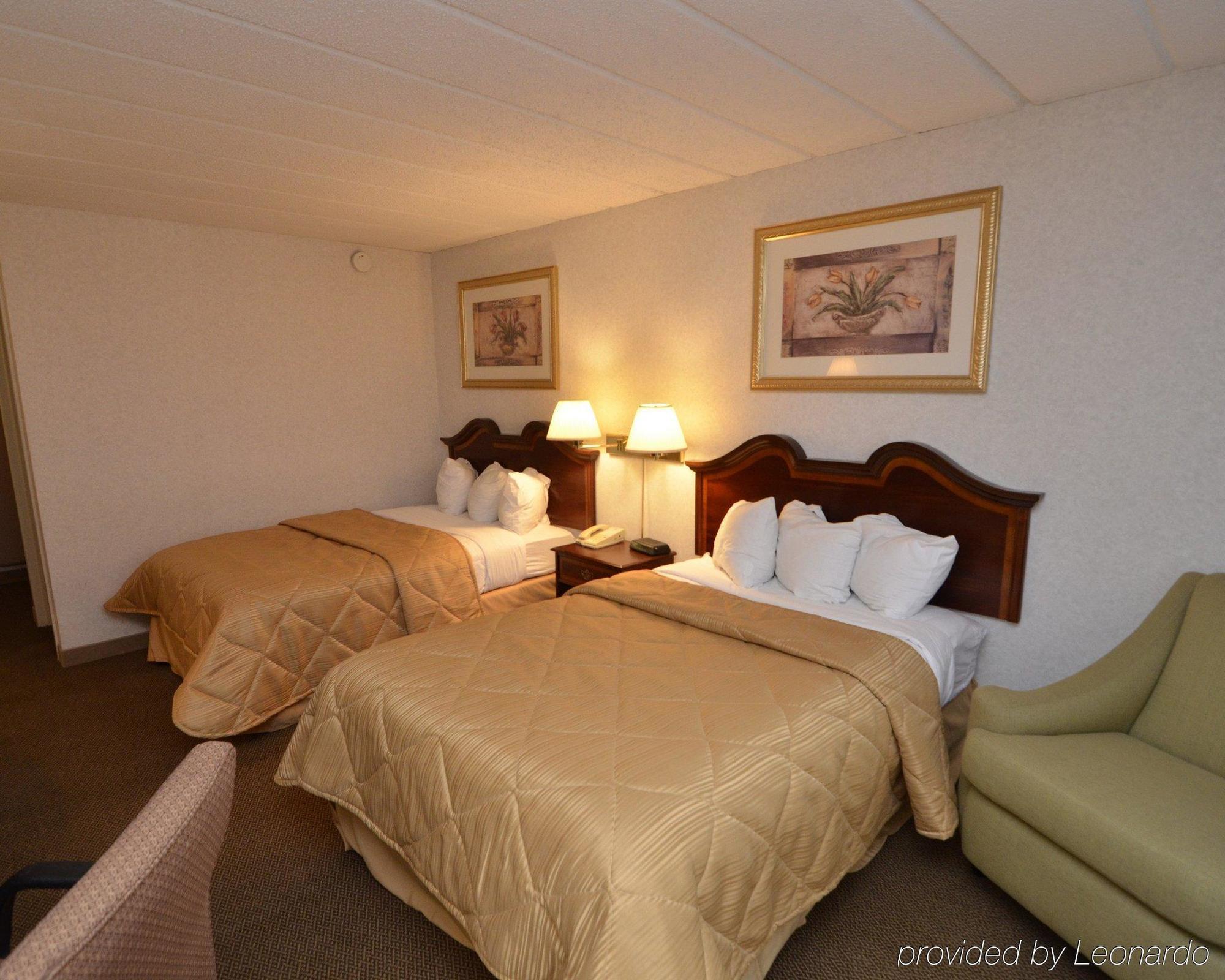 Baymont By Wyndham Milesburg Hotel Екстериор снимка
